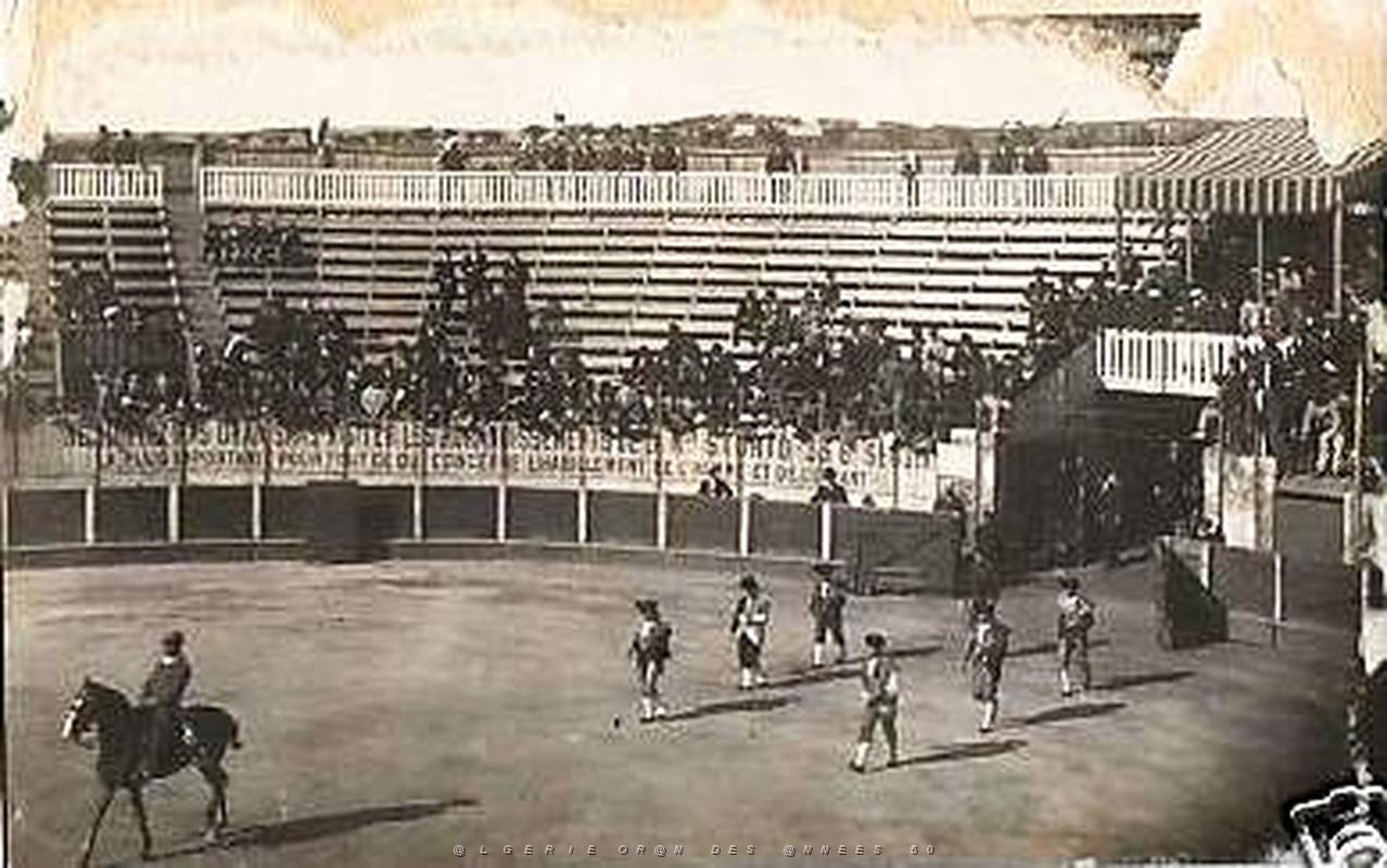 Oran- Arenes-  Gambetta 06.jpg